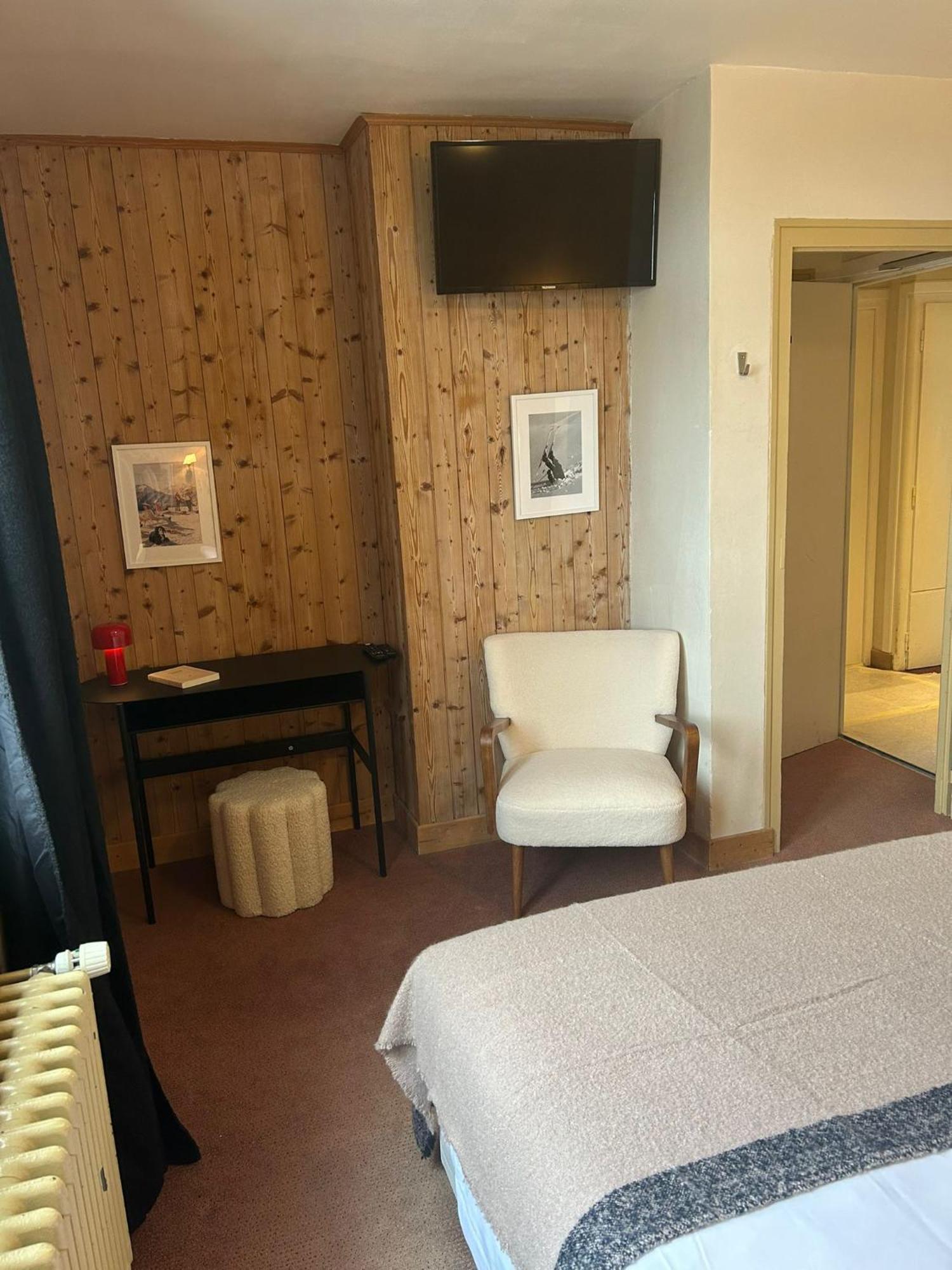 Hotel Le Caprice Des Neiges Комбо Екстериор снимка