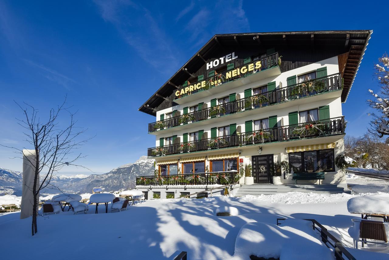 Hotel Le Caprice Des Neiges Комбо Екстериор снимка